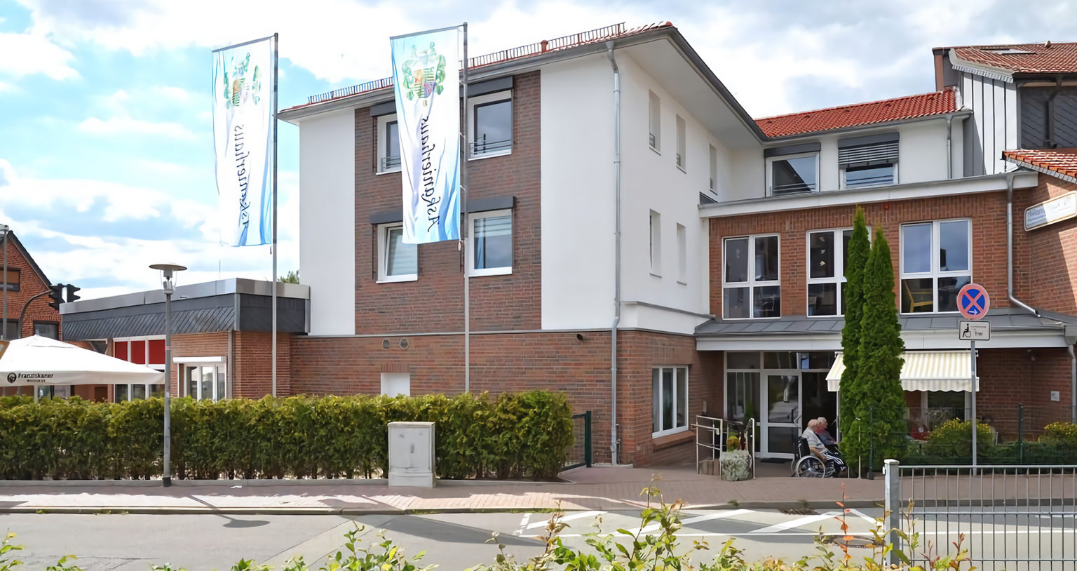 askanierhaus schwarzenbek - pflegeheim und pflegedienst