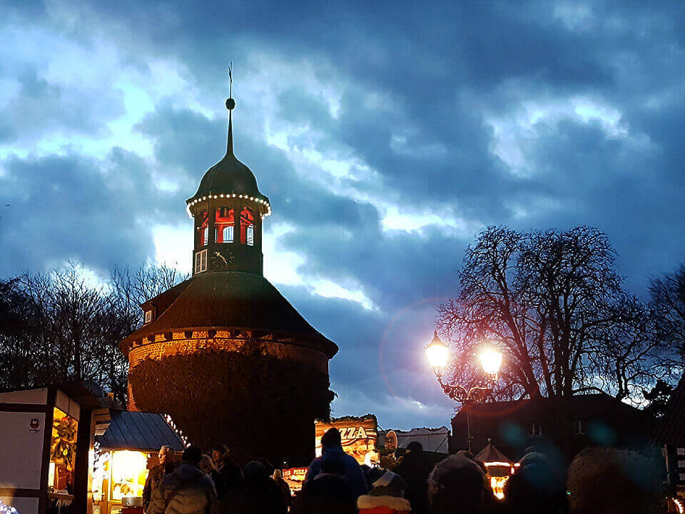 Lauenburger Weihnachtsmarkt am Schloss