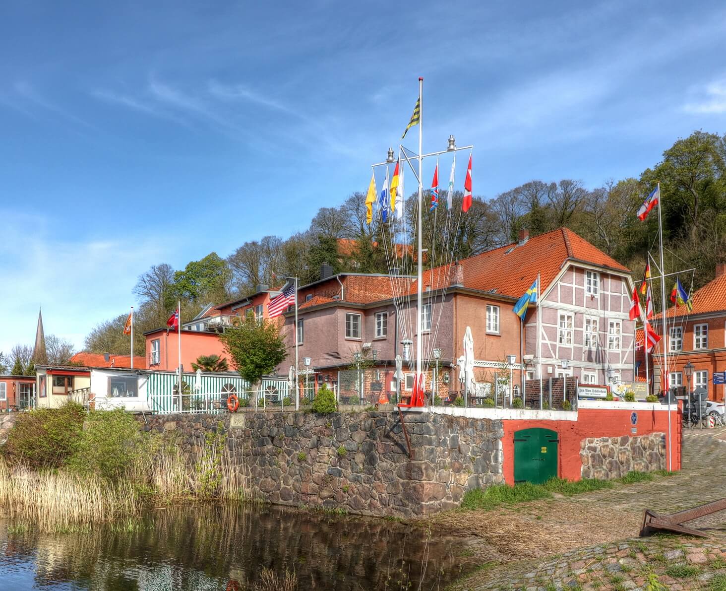 Hotel und Restaurant "Zum Alten Schifferhaus"