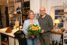 Beiratsmitglied Dirk Eisermann heißt die "Kochgräfin" Corinna Graf herzlich Willkommen in der WVL © Dirk Eisermann