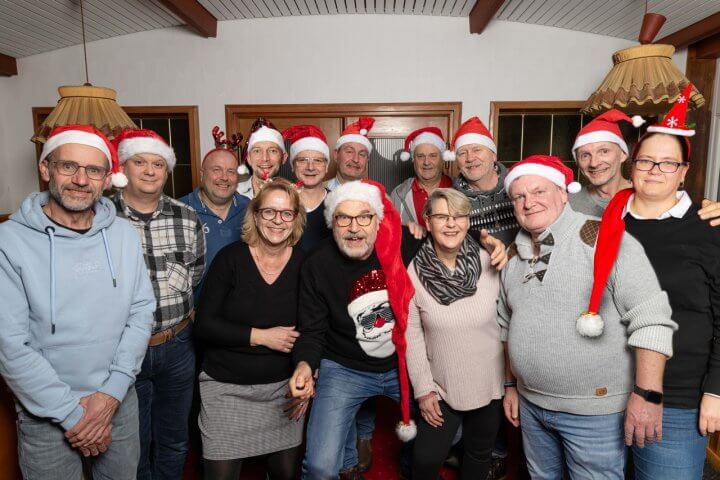 Vorstand und Beirat der WVL im Weihnachtsmodus