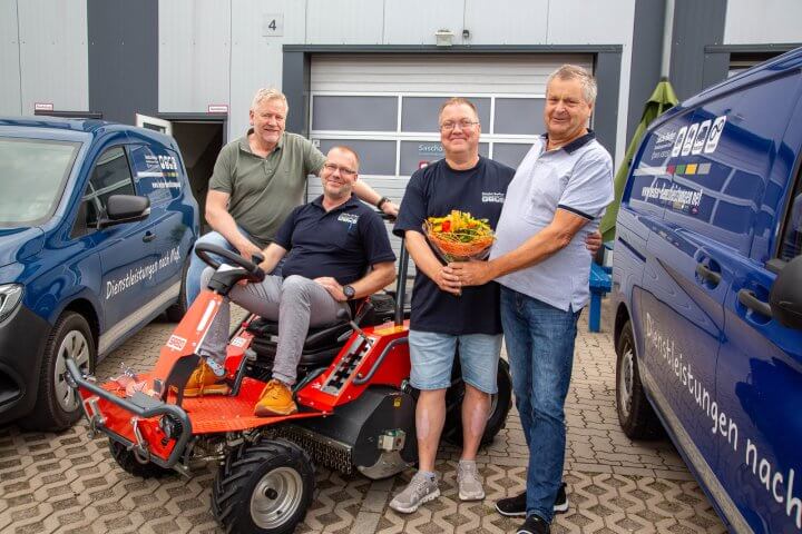 Dienstleistungen Sascha Becker, Schwarzenbek Foto: v.l.n.r.: Karsten Legeler, Jan Becker, Sascha Becker, Uwe Bleise © Dirk Eisermann
